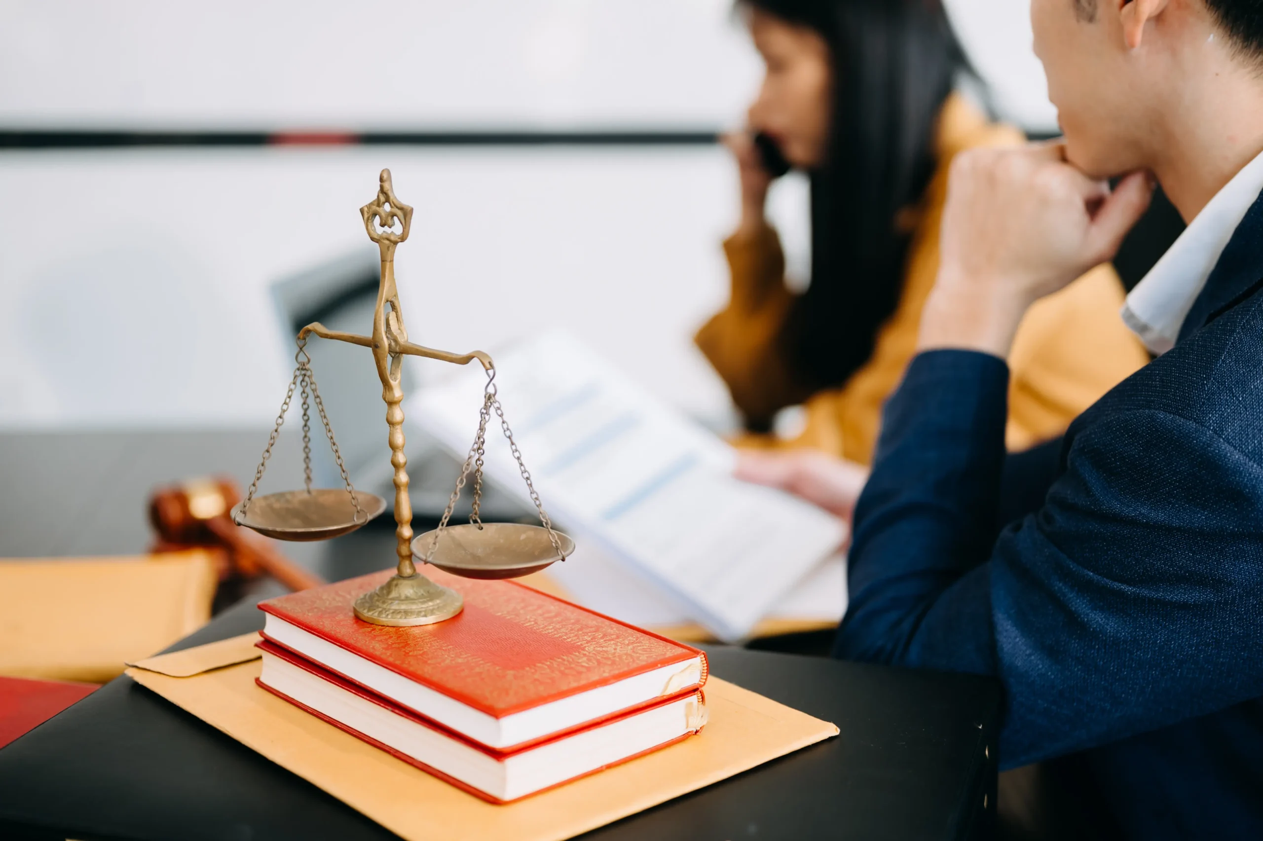 leyes-libros-abogada leyes-libros-abogada